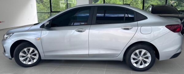 Chevrolet Onix LTZ 1.0 Turbo AT 2wd gasolina Sedan - Image 4