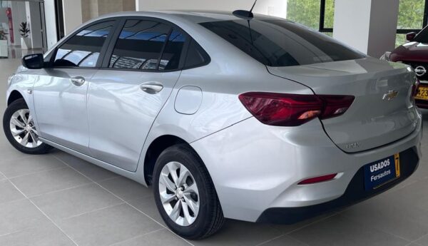 Chevrolet Onix LTZ 1.0 Turbo AT 2wd gasolina Sedan - Image 8