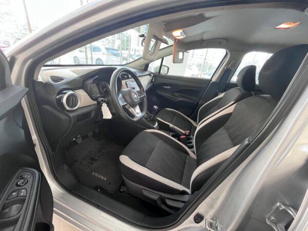 Nissan Versa Mt 1.6 Gasolina 2wd - Image 25