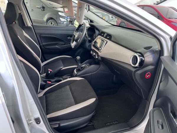 Nissan Versa Mt 1.6 Gasolina 2wd - Image 14
