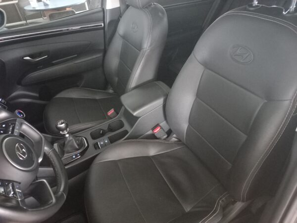 Hyundai Tucson  NX4 Attraction Manual 4X2 - Image 15