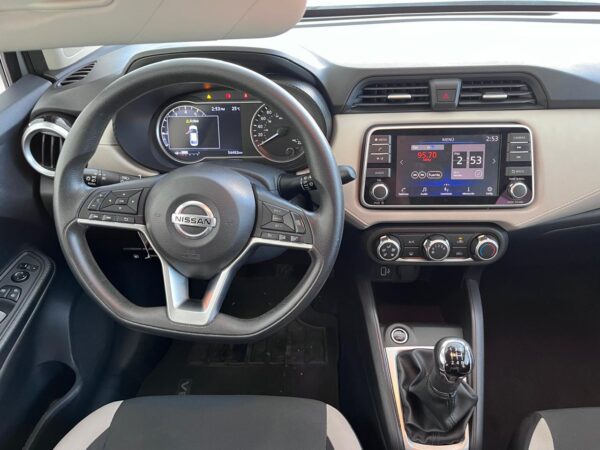 Nissan Versa Mt 1.6 Gasolina 2wd - Image 24