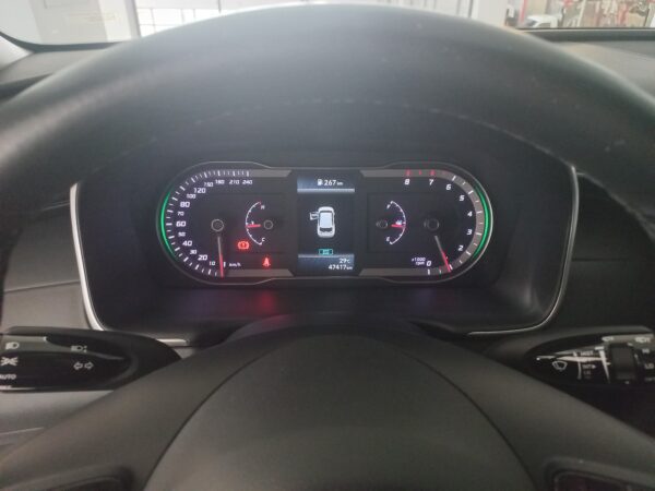 Hyundai Tucson  NX4 Attraction Manual 4X2 - Image 22