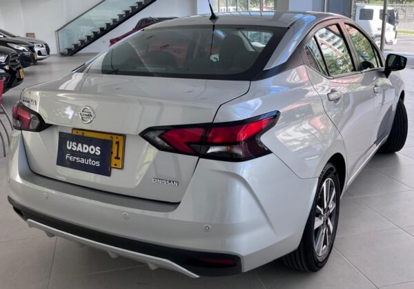 Nissan Versa Mt 1.6 Gasolina 2wd - Image 10
