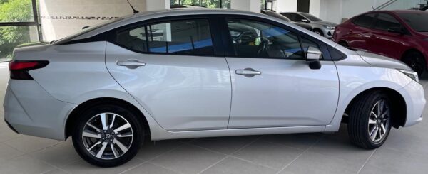Nissan Versa Mt 1.6 Gasolina 2wd - Image 11