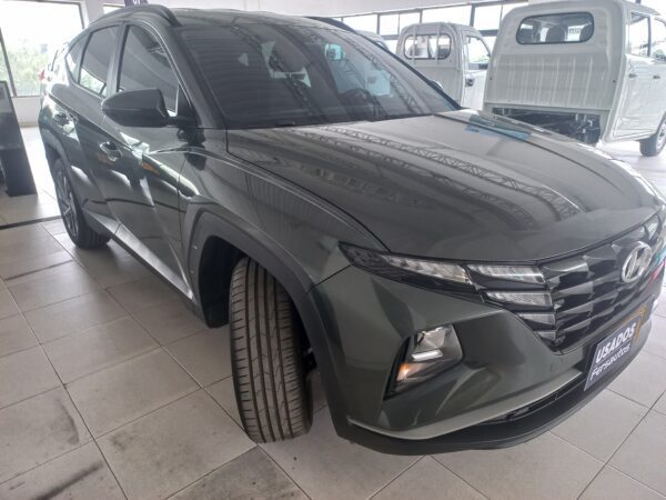 Hyundai Tucson  NX4 Attraction Manual 4X2 - Image 11