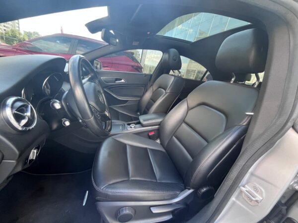 MERCEDES BENZ CA200 2014 - Image 16