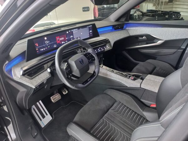 PEUGEOT 3008 GT AT 2WD - Image 18