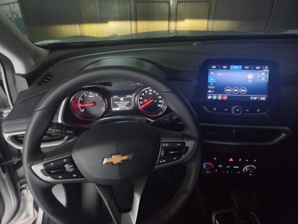 CHEVROLET TRACKER PREMIER 1.2T 2WD GASOLINA - Image 10