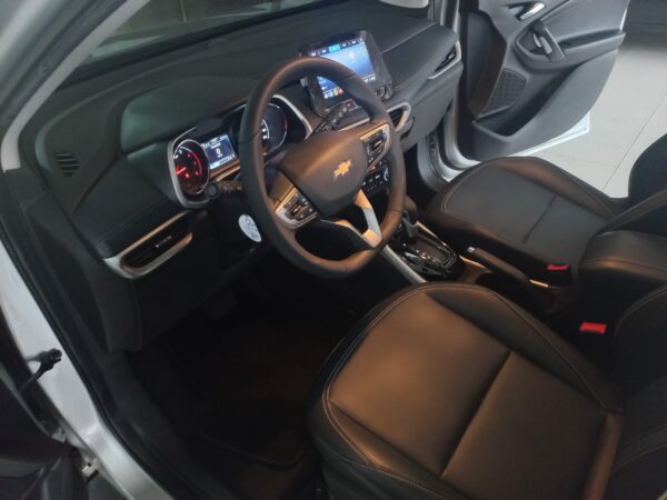 CHEVROLET TRACKER PREMIER 1.2T 2WD GASOLINA - Image 11