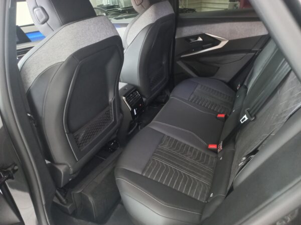 PEUGEOT 3008 GT AT 2WD - Image 23