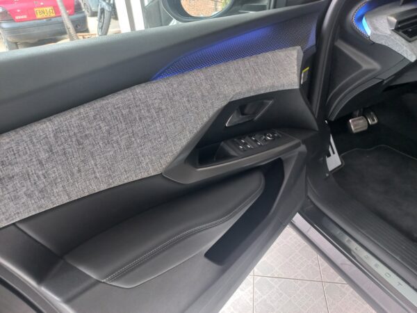 PEUGEOT 3008 GT AT 2WD - Image 20